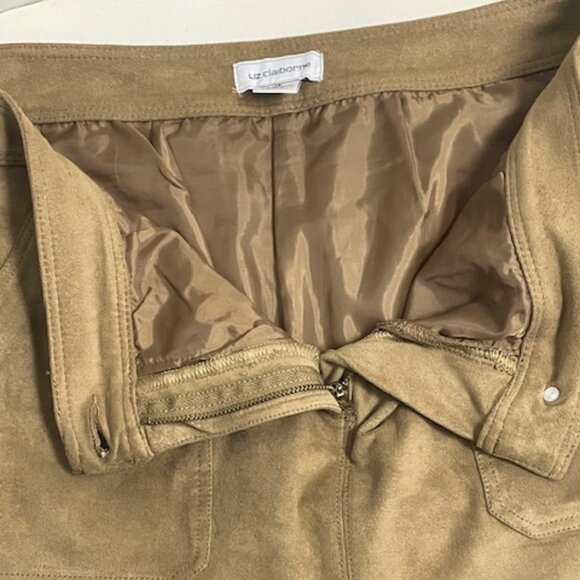 Liz Claiborne Faux Suede Skirt Size 12 - Picture 9 of 12